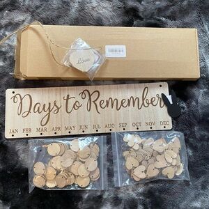 Wooden Days to Remember Calendar Plaque